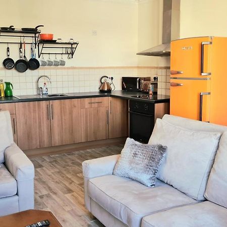 St Hilary Central Apartments Llandudno Ngoại thất bức ảnh